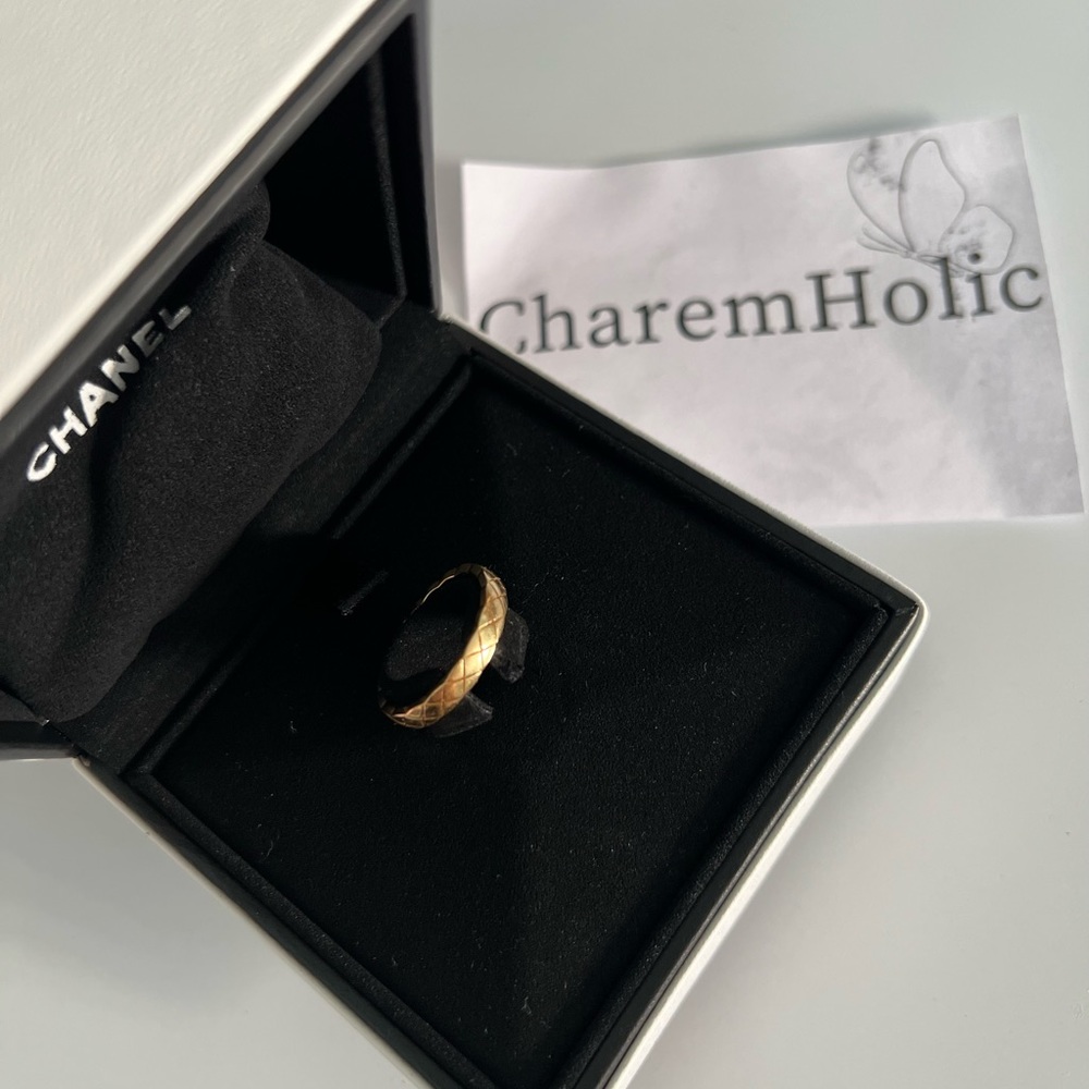 ✨ CHANEL Fine Jewelry ✨18K Yellow Gold CoCo Crush Ring size 52 (US 6)